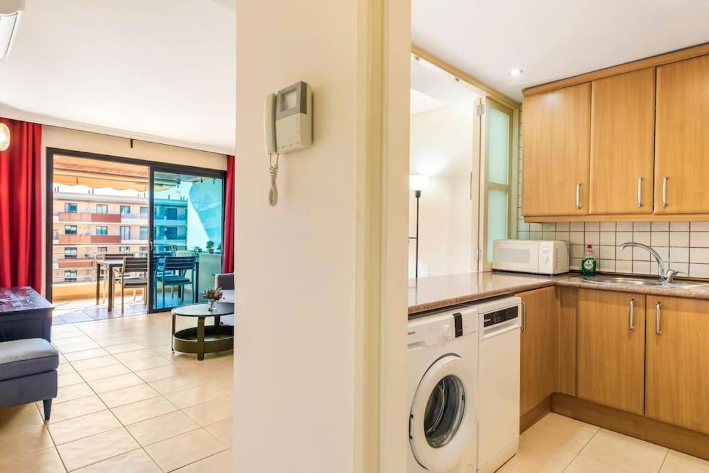Bright And Welcoming Holiday Home Puerto de Santiago  Buitenkant foto