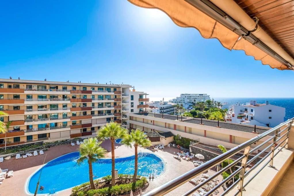 Bright And Welcoming Holiday Home Puerto de Santiago  Buitenkant foto